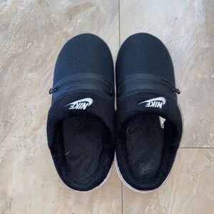 Nike Burrow Women's Slippers Black Preloved Slides Zipper Slip On Size 7